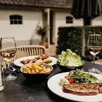 Kasteel De Vanenburg Otel 4*