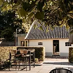 Otel Kasteel De Vanenburg 4*