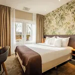 Hotel Kasteel De Vanenburg 4*