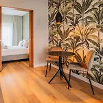 Kasteel De Vanenburg Otel Putten