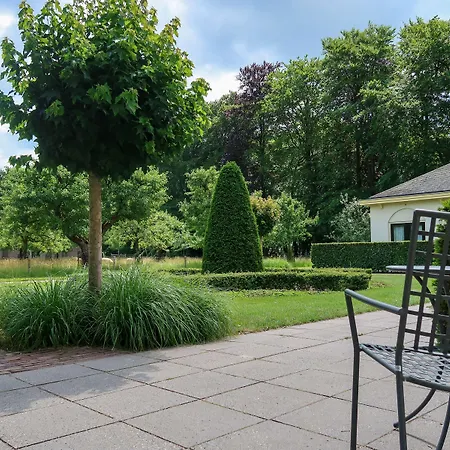 酒店 Kasteel De Vanenburg 4*