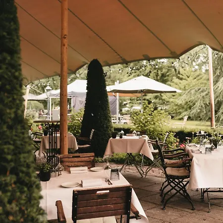 Kasteel De Vanenburg بوتِنْ