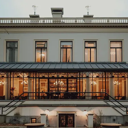 Hotel Kasteel De Vanenburg