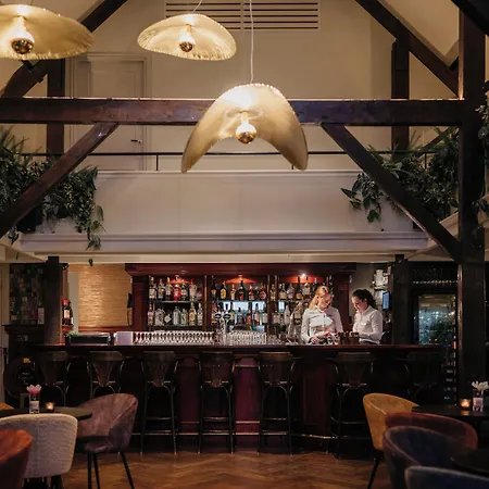 Hotel Kasteel De Vanenburg 4*