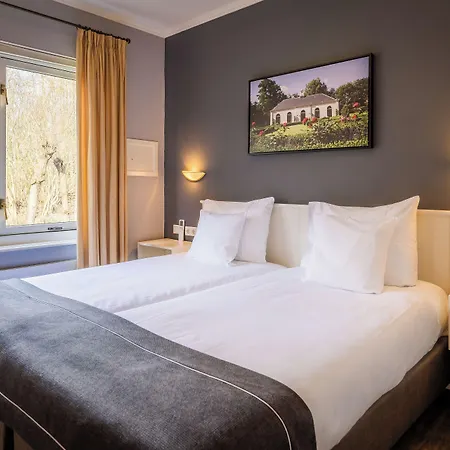 Kasteel De Vanenburg 4* Putten