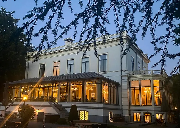 Hotel Kasteel De Vanenburg