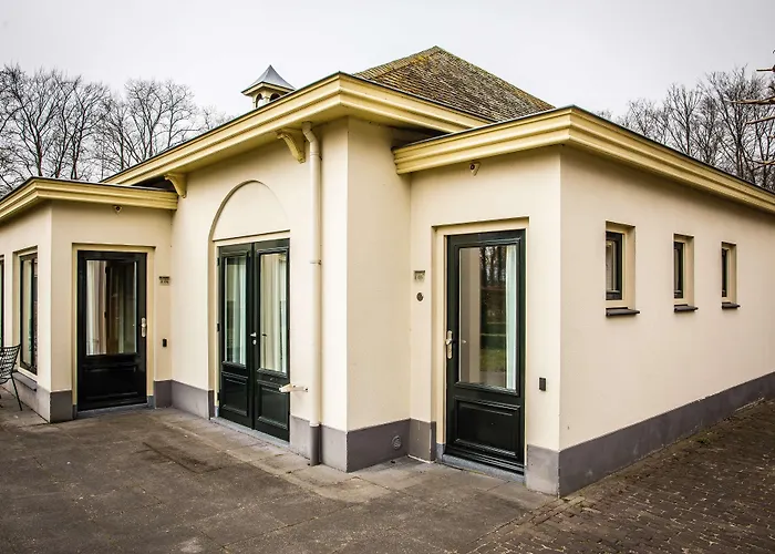 Kasteel De Vanenburg Hotel 4*