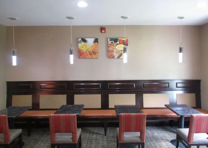 Kasteel De Vanenburg Otel Putten