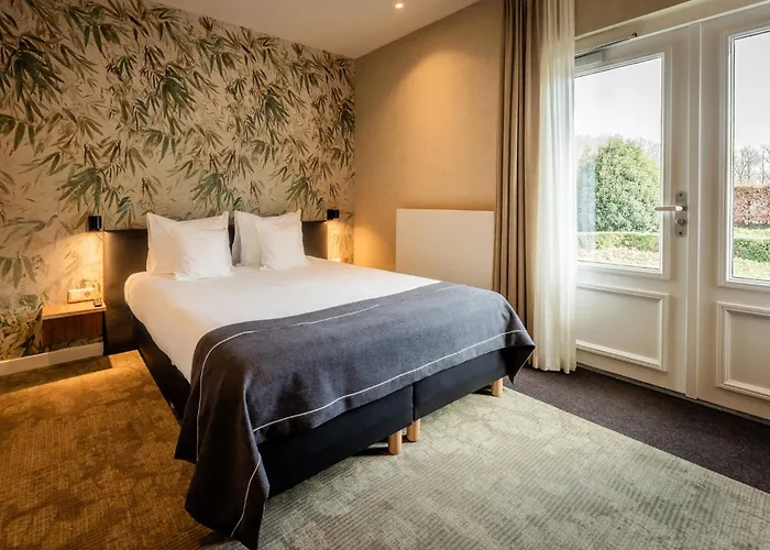 Kasteel De Vanenburg Otel 4*