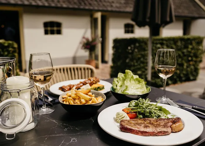 Kasteel De Vanenburg Hotel 4*