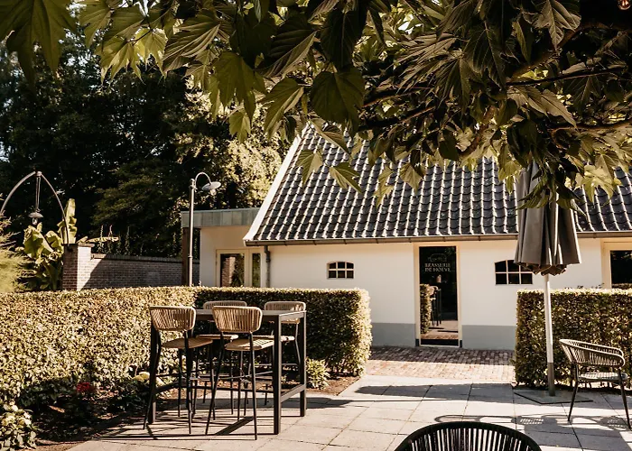 Otel Kasteel De Vanenburg 4*