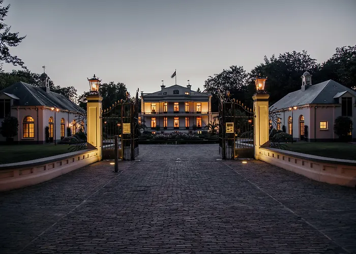 Kasteel De Vanenburg Otel Putten