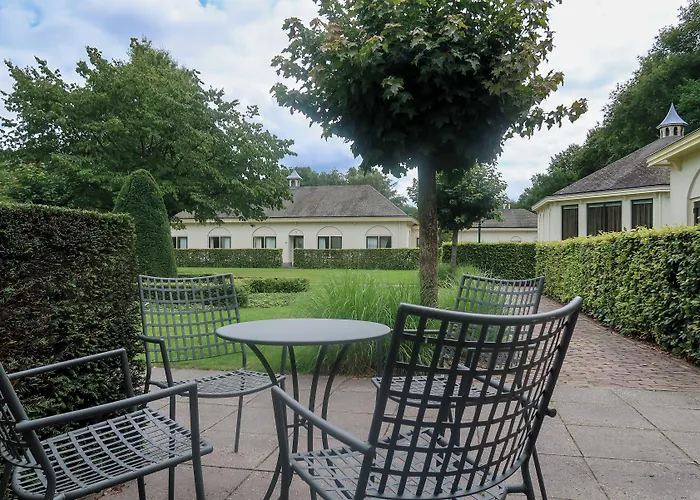 Otel Kasteel De Vanenburg Putten