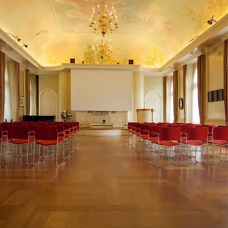 호텔 Kasteel De Vanenburg