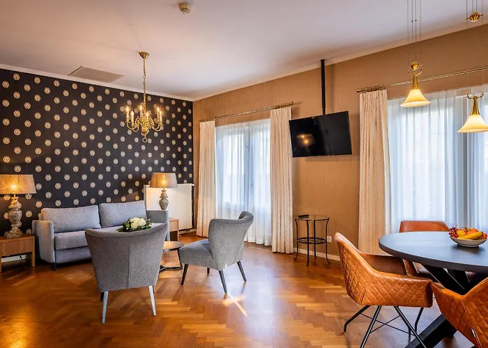 Hotel Kasteel De Vanenburg