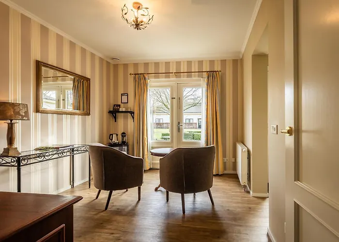 Kasteel De Vanenburg 4*